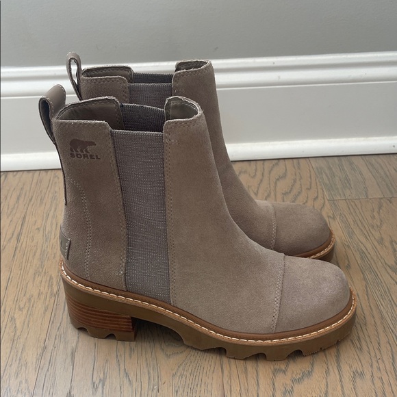 Sorel Brown Suede Chelsea Boots - Picture 5 of 6